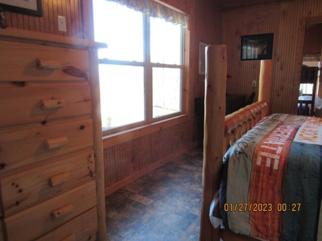 Building Photo - $1,700 - 2 Bedroom / 2 Bath Fully Furnished Cabin with an Amazing View in the Pumpkintown Community