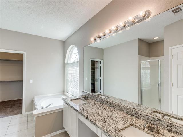 Building Photo - 4713 Park Downs Dr