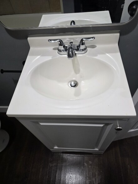 Building Photo - 436 N Patterson Park Ave