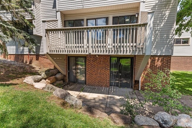 Building Photo - 5317 Fairway Ln