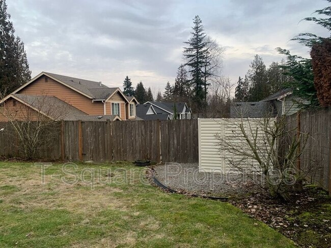 Building Photo - 629 199th St SW