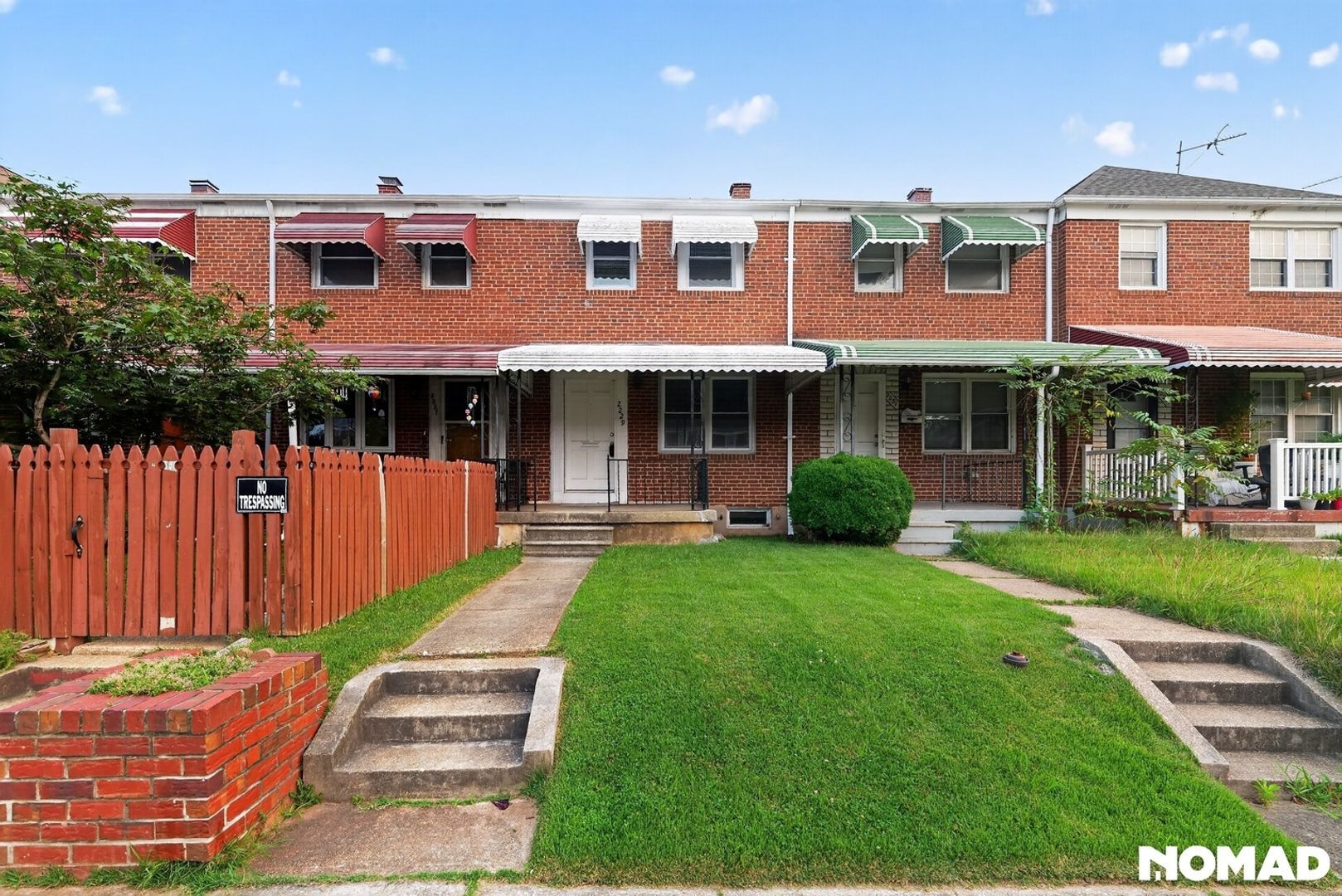 Building Photo - 2229 Redthorn Rd