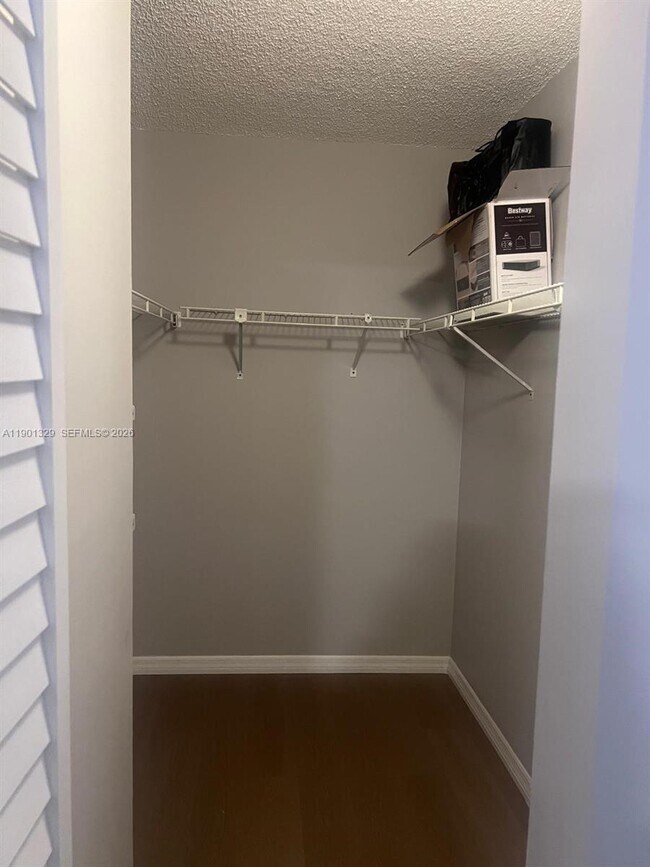 Building Photo - 438 NE 210th Cir Terrace