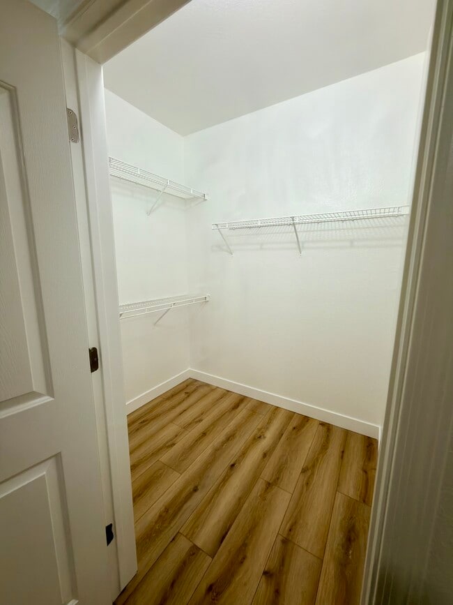 Building Photo - 16013 S Desert Foothills Pkwy