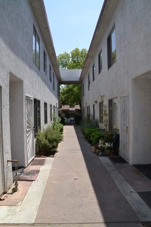 Building Photo - Angeleno Park