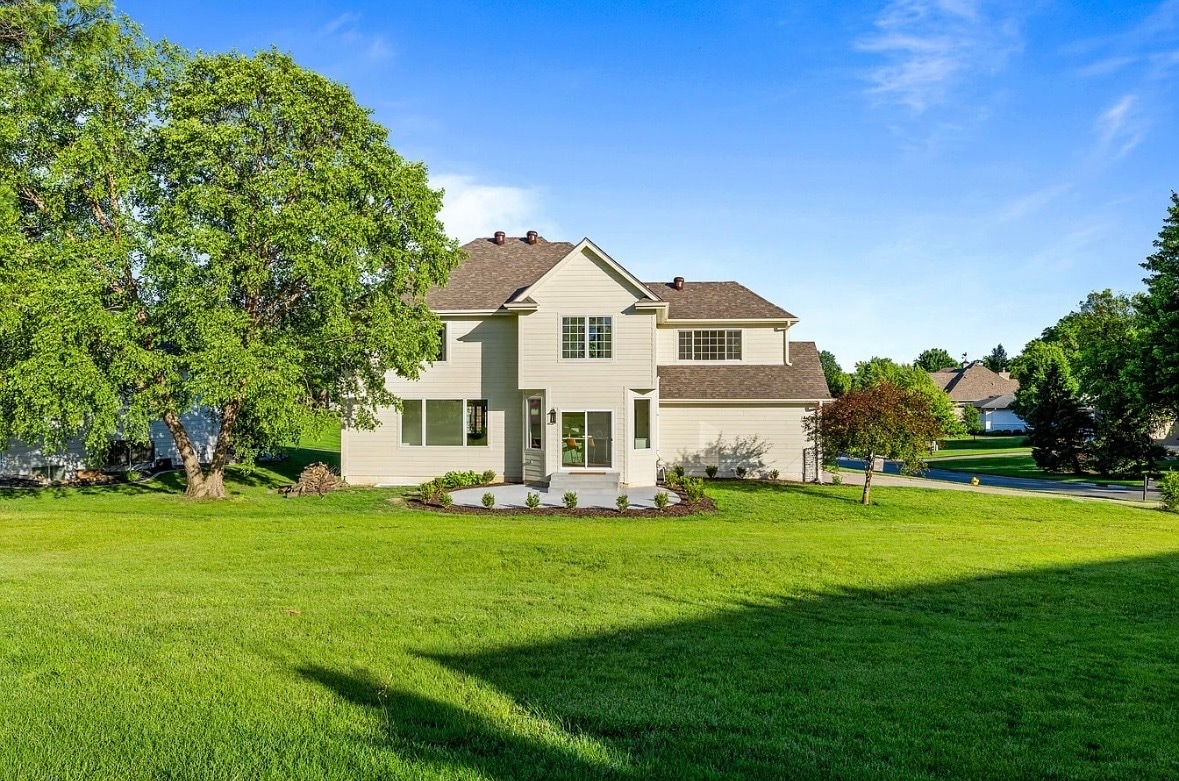 Building Photo - 5583 Beechwood Ter
