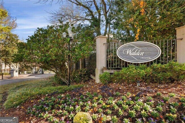 Building Photo - 55 St Claire Ln NE