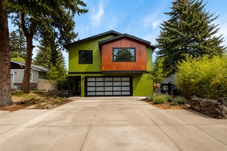 Building Photo - LUXURY CUSTOM HOME IN RIVER WEST!! DON'T MISS THIS ONE!