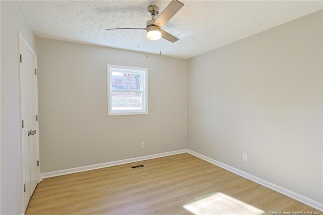 Building Photo - 6034 Dahlgren Ave