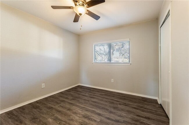 Building Photo - 7004 Riverton Dr