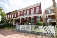 Building Photo - LARGE 4BD: 5-MIN to VCU