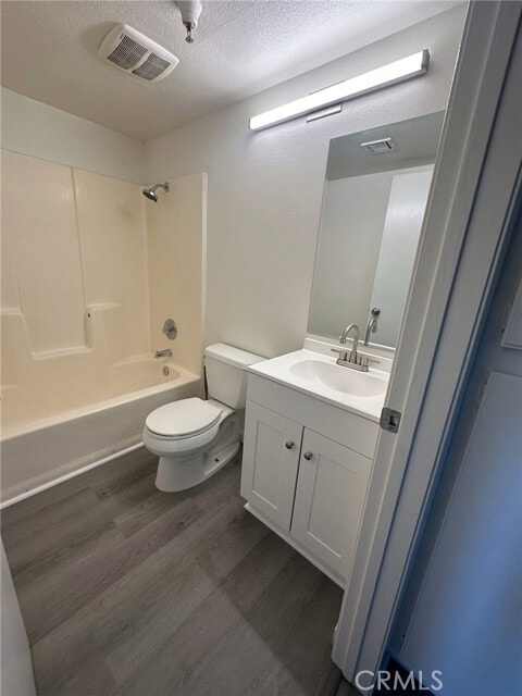 Building Photo - 3830 Avenida Del Presidente