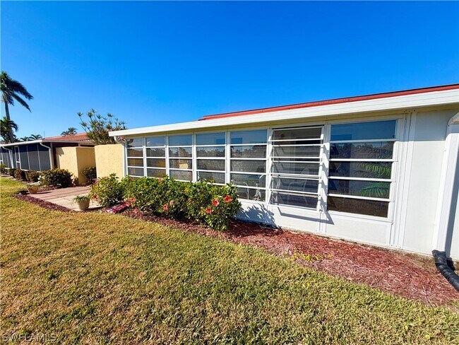 Building Photo - 136 Harrison Rd