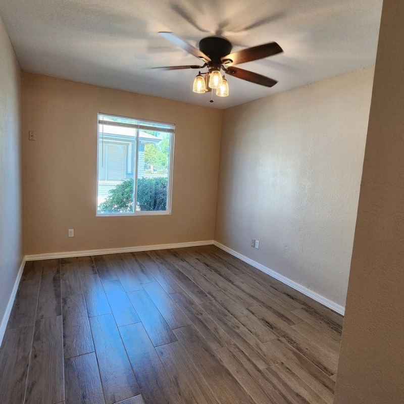 Building Photo - 608 S Pioneer