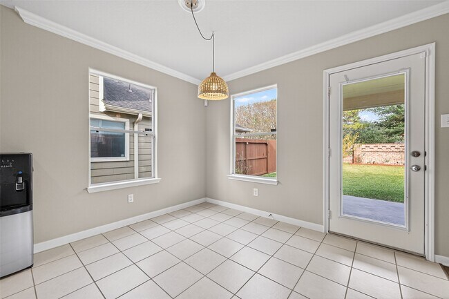 Building Photo - 26522 Marble Falls Bend