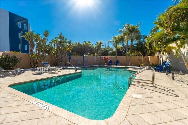 Building Photo - 824 Padua Ln