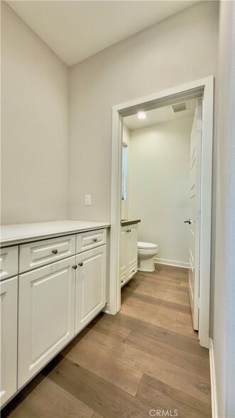 Building Photo - 130 Greenleaf Dr