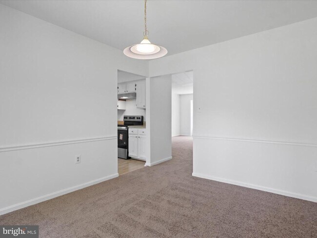 Building Photo - 5513 Ridgeton Hill Ct