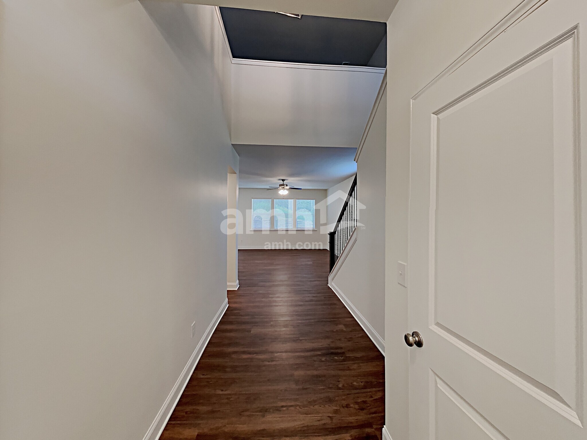 Building Photo - 5250 Smithbriar Dr