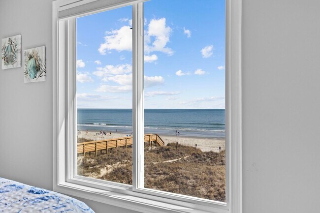 Building Photo - 941 S Ocean Blvd