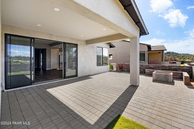 Building Photo - 1328 Rockwood Dr