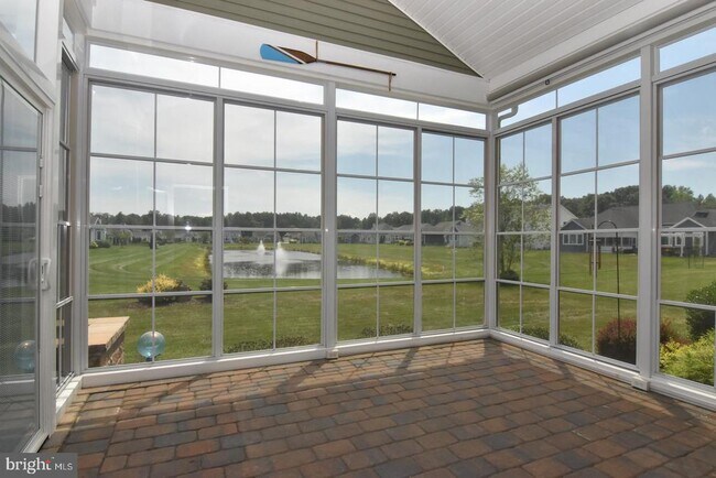 Building Photo - 16058 Rockport Dr