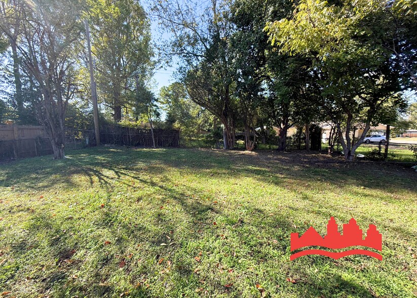 Building Photo - 4695 Aldridge Dr