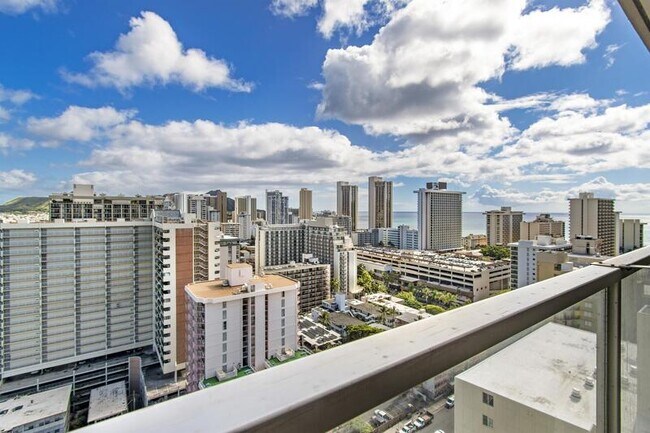 Building Photo - 445 Seaside Ave