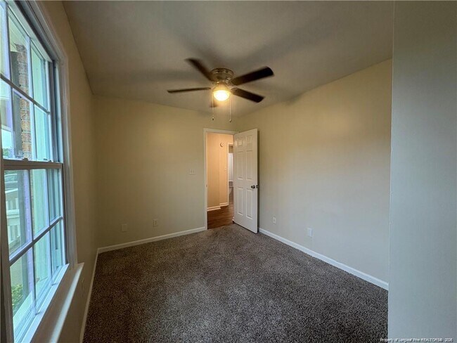 Building Photo - 2544 Previs Rd