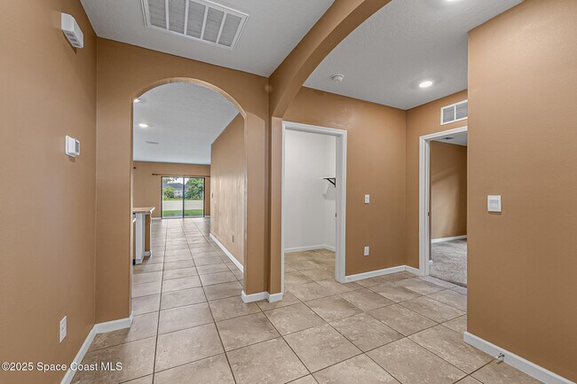 Building Photo - 1310 Mineral Lp Dr NW