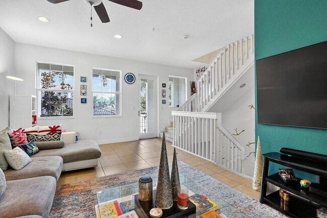 Building Photo - 2705 SW 119th Way