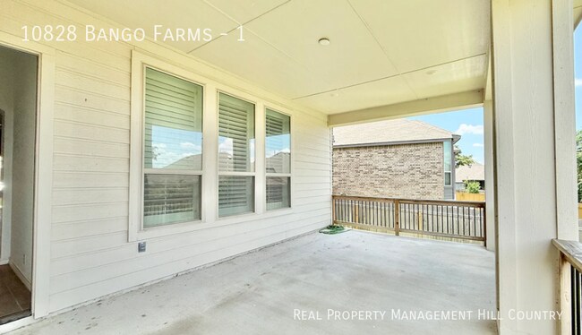Building Photo - 10828 Bango Farms