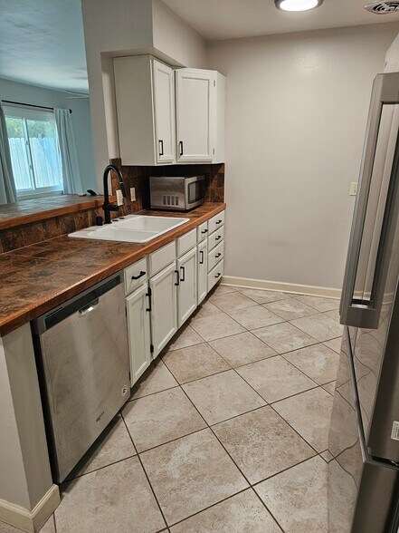 Building Photo - 1623 Kettle Cove Ct