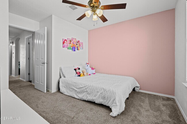 Building Photo - 13514 Bradford St