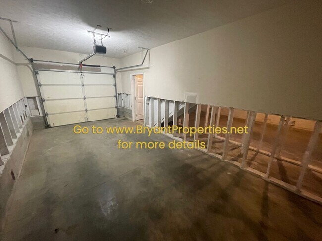 Building Photo - Nashville - Oprayland Area