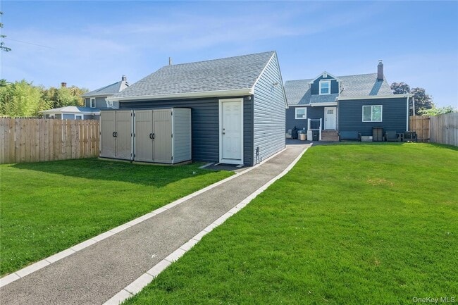 Building Photo - 39 Bay Shore Ave