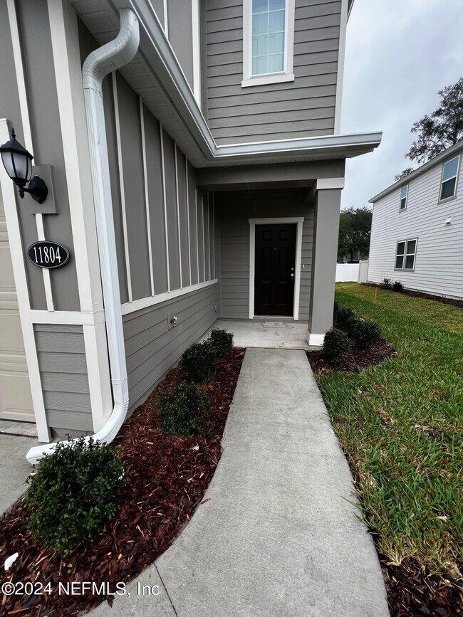 Building Photo - 11804 Beardgrass Wy