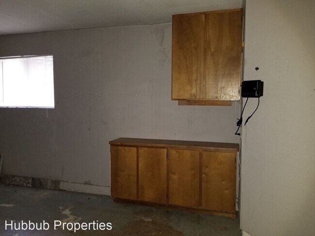 Building Photo - 3 br, 2 bath House - 1866 SIlverfield Loop