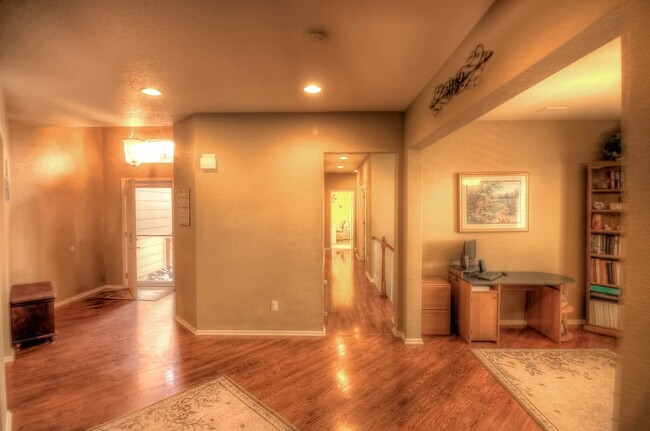 Building Photo - 13778 Josephine Ct