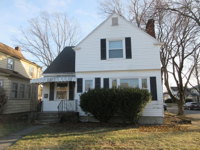 Building Photo - 1504 E Rudisill Blvd