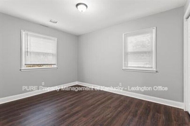 Building Photo - 1013 Patricia Ln
