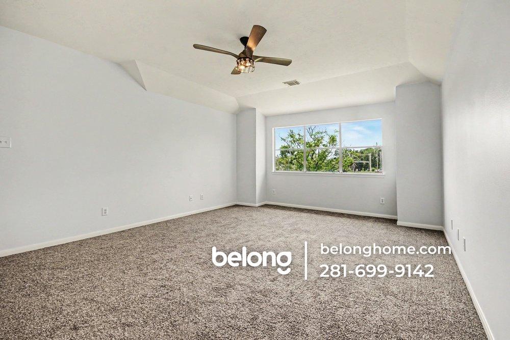 Building Photo - 2855 Everett Dr