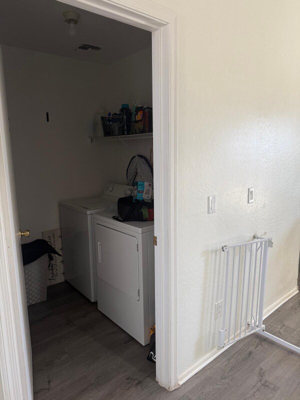 Building Photo - 5153 Burton Dr