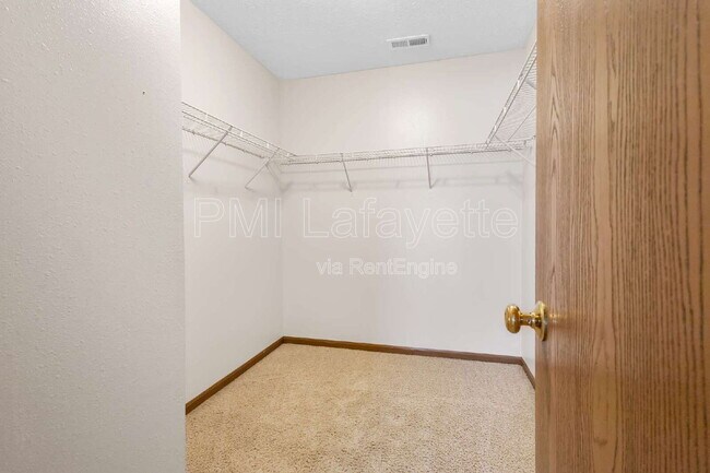 Building Photo - 2361 Maxwell Dr