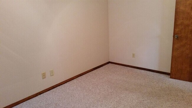 Building Photo - 4 br, 2 bath House - 4019 Washington Ave.