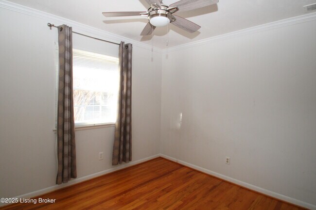 Building Photo - 3026 Kaye Lawn Dr