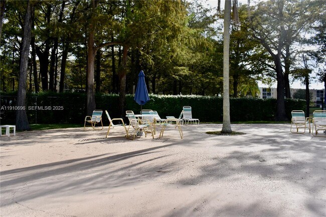 Building Photo - 7860 NW 50th St