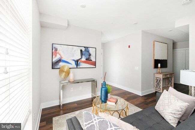 Building Photo - 45 W Haines St