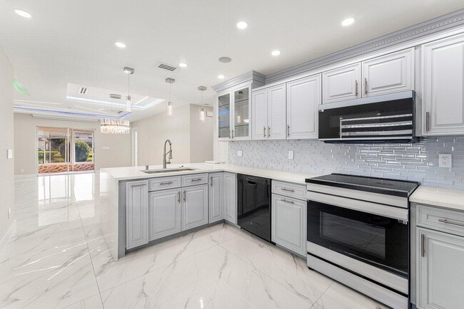 Building Photo - 6630 Spring Garden Run