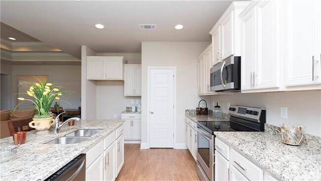 Building Photo - 10517 Sand Dune Ave